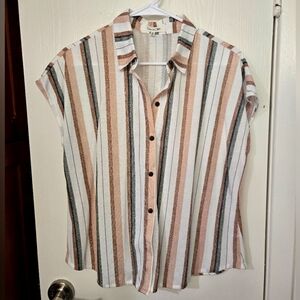 Short sleeve button-up blouse